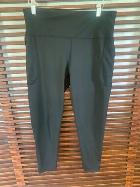 🎉NEW LISTING!🎉Dyce Active Black High-Waist Active Leggings with Side Pockets